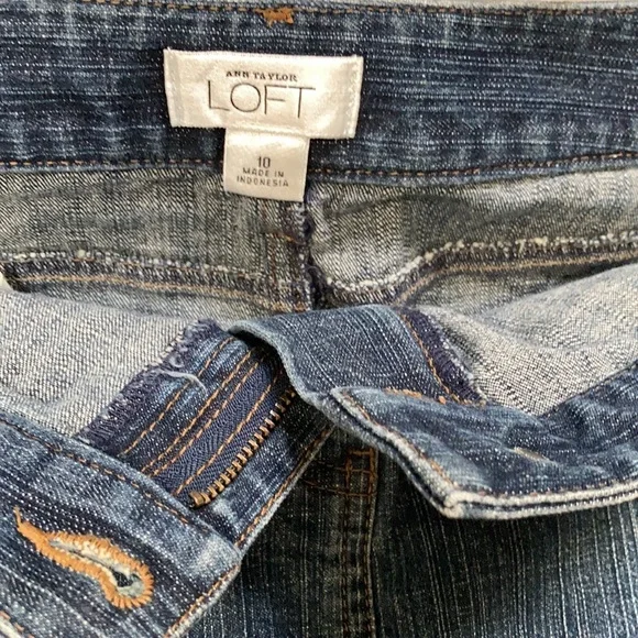 ANN TAYLOR LOFT JEAN SKIRT - Picture 3 of 8